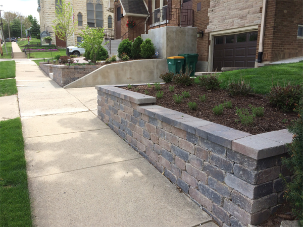 Retaining Wall Front