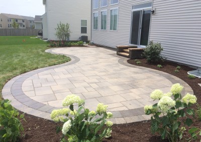 Curved Natural Stone Paver Patio